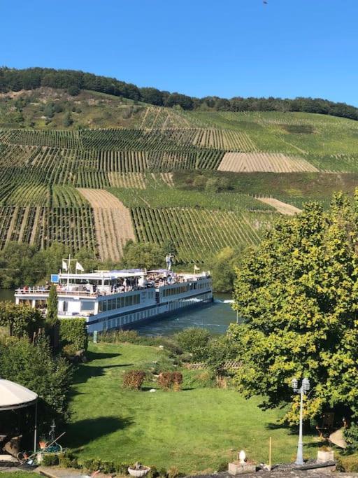 Wohnen Direkt Am Moselstrand Apartamento Bernkastel-Kues Exterior foto